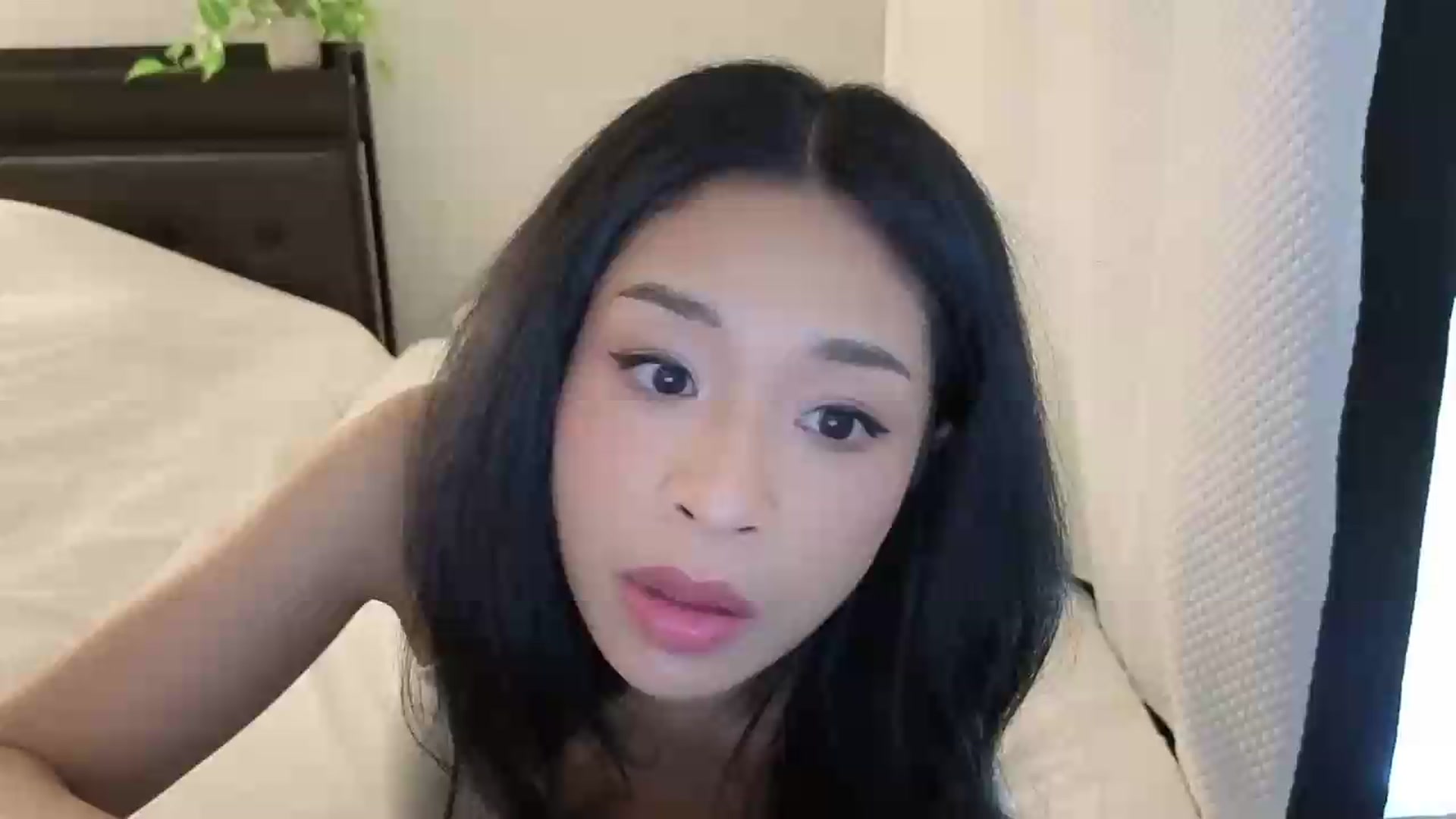 Gallery image thumbnail from Thaispice's myfreecams stream on, 08/01/2026, 22:17 image 6 of 20