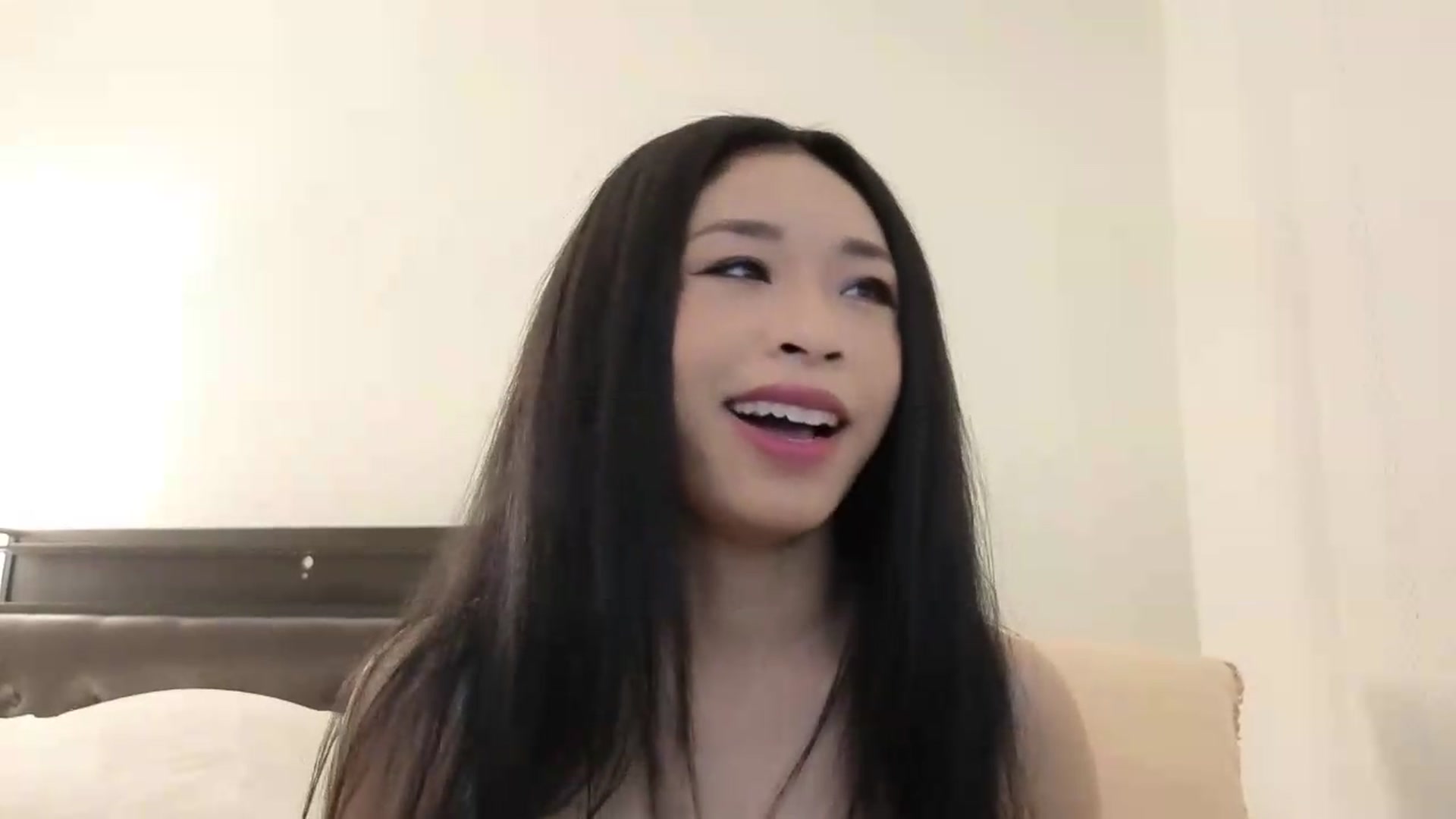 Gallery image thumbnail from Thaispice's myfreecams stream on, 08/11/2026, 24:00 image 6 of 20