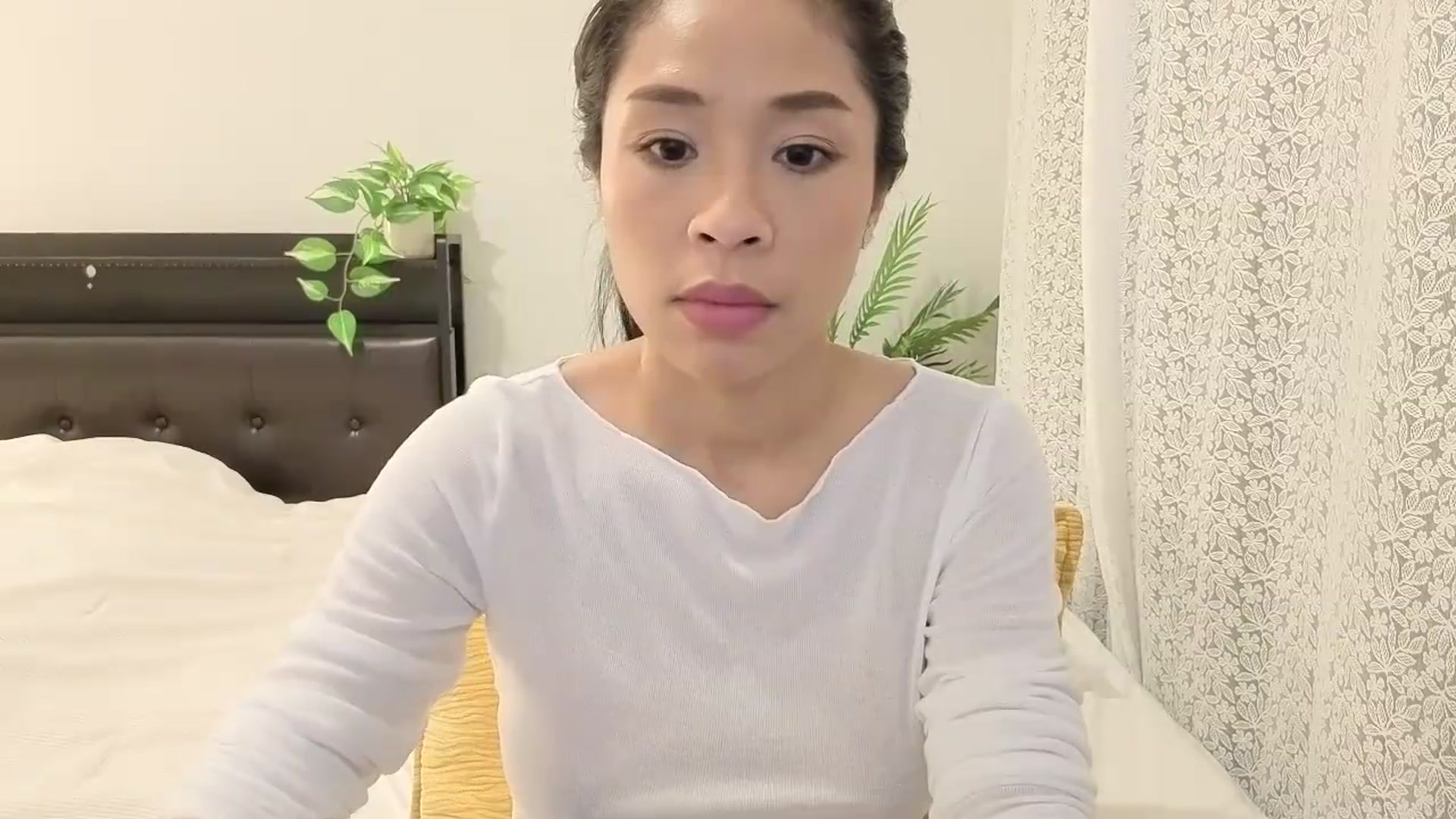 Gallery image thumbnail from Thaispice's myfreecams stream on, 08/26/2026, 24:38 image 4 of 20