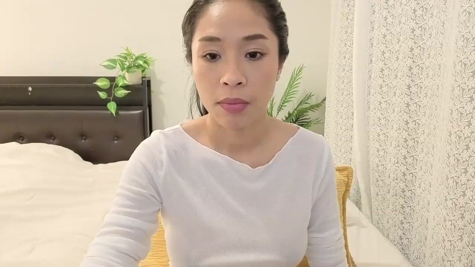 Gallery image thumbnail from Thaispice's myfreecams stream on, 08/26/2026, 24:38 image 3 of 20