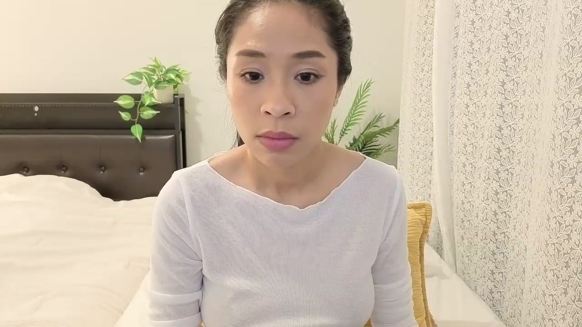 Gallery image thumbnail from Thaispice's myfreecams stream on, 08/26/2026, 24:38 image 8 of 20