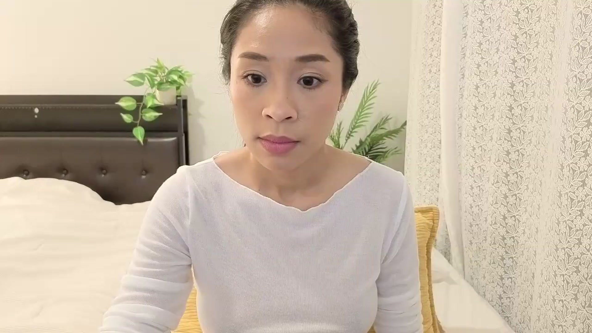 Gallery image thumbnail from Thaispice's myfreecams stream on, 08/26/2026, 24:38 image 11 of 20