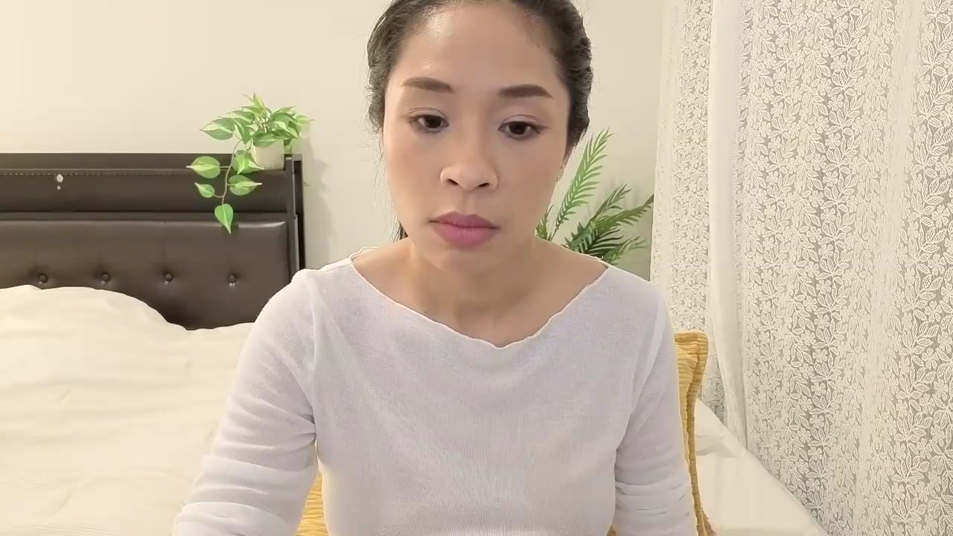 Gallery image thumbnail from Thaispice's myfreecams stream on, 08/26/2026, 24:38 image 16 of 20