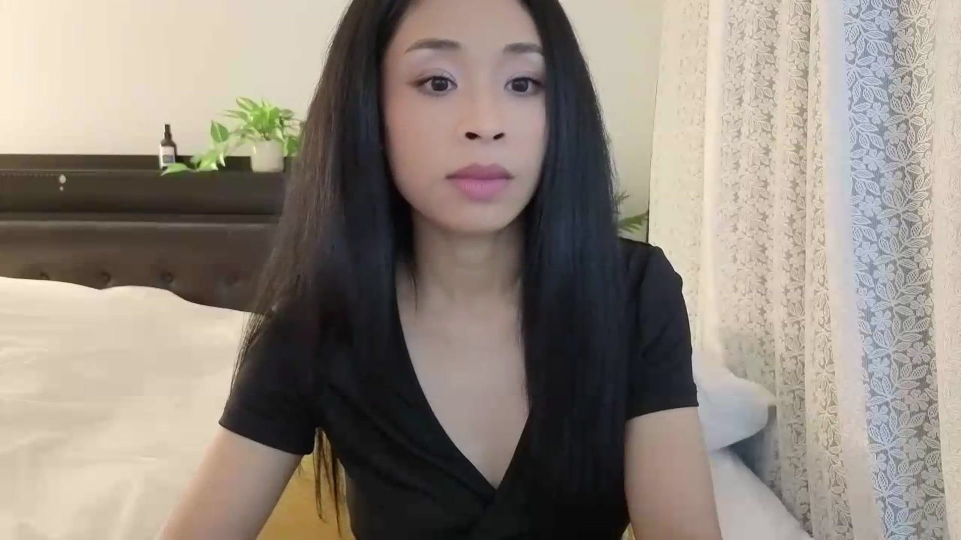 Gallery image thumbnail from Thaispice's myfreecams stream on, 08/26/2026, 23:42 image 4 of 20