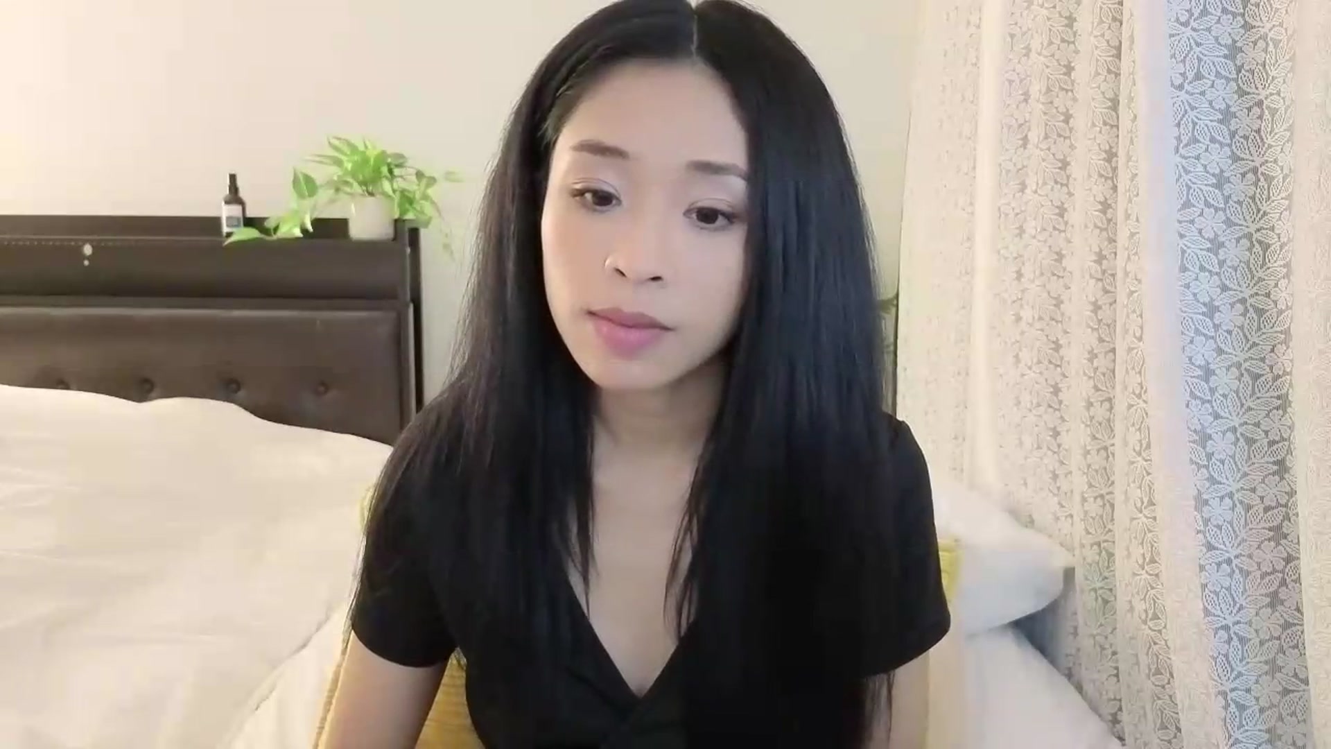 Gallery image thumbnail from Thaispice's myfreecams stream on, 08/26/2026, 23:42 image 6 of 20
