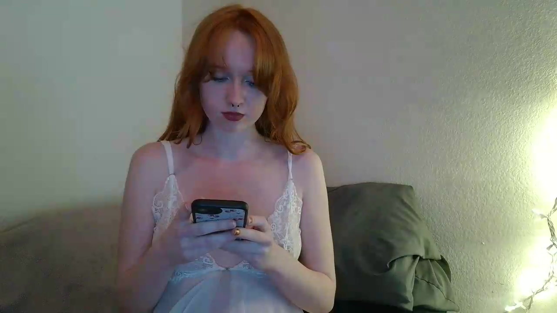 Gallery image thumbnail from Tharedheadfromtx's myfreecams stream on, 06/13/2026, 11:59 image 20 of 20