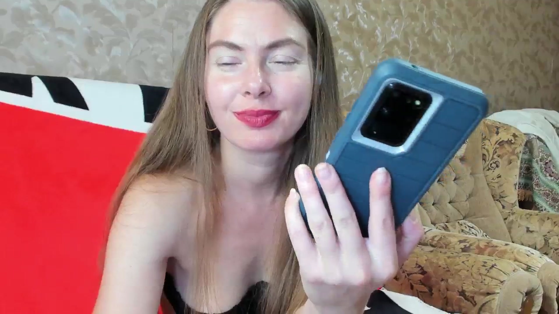 Gallery image thumbnail from That80sRoom's myfreecams stream on, 07/28/2024, 21:51 image 10 of 20