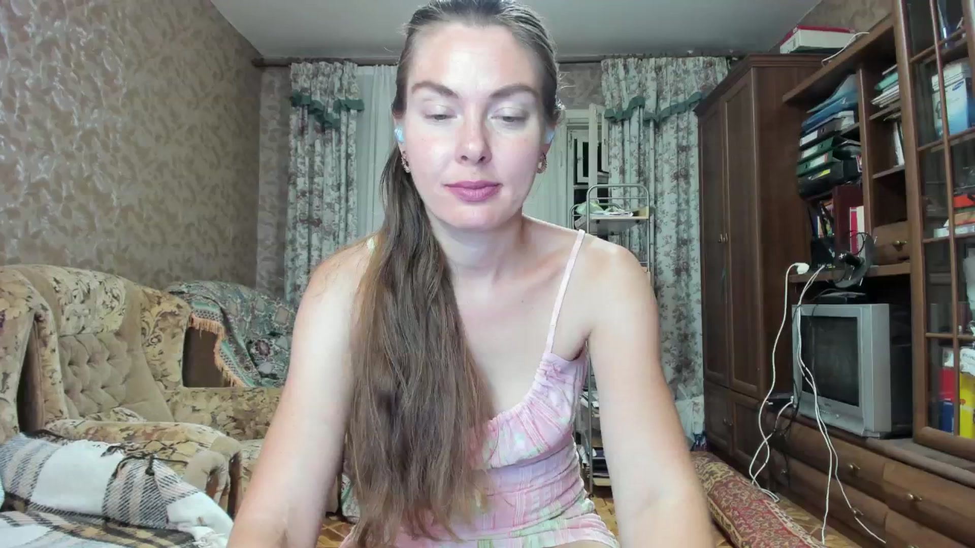 Gallery image thumbnail from That80sRoom's myfreecams stream on, 08/24/2024, 20:39 image 13 of 20