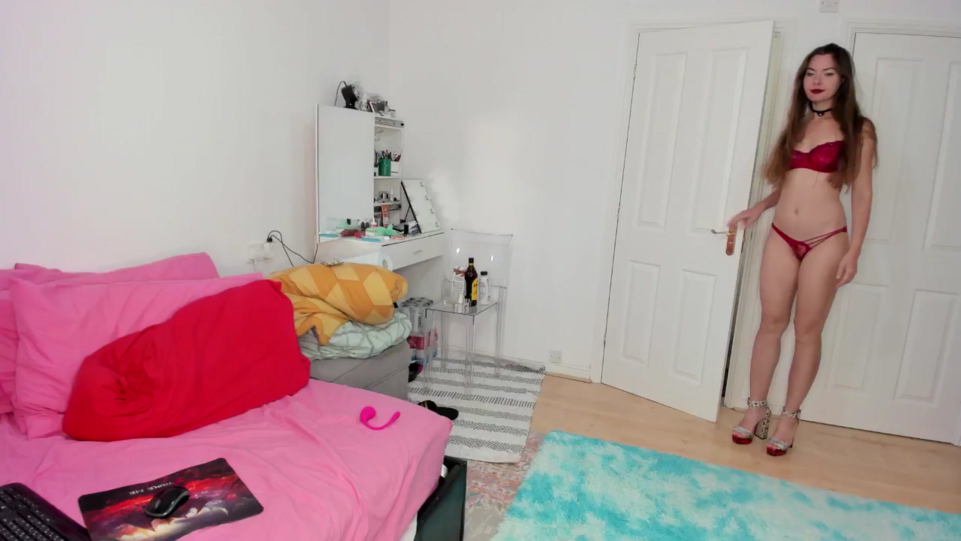 Gallery image thumbnail from That80sRoom's myfreecams stream on, 09/09/2024, 06:44 image 14 of 20