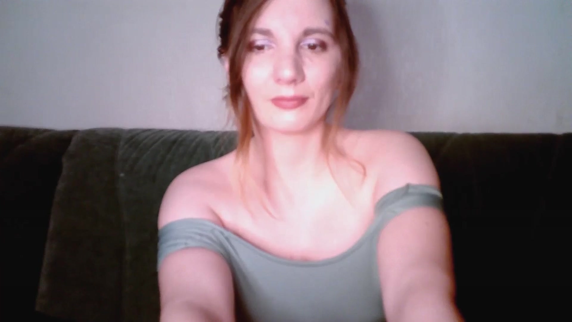 Gallery image thumbnail from ThatHotGirl's myfreecams stream on, 03/08/2026, 02:20 image 13 of 20