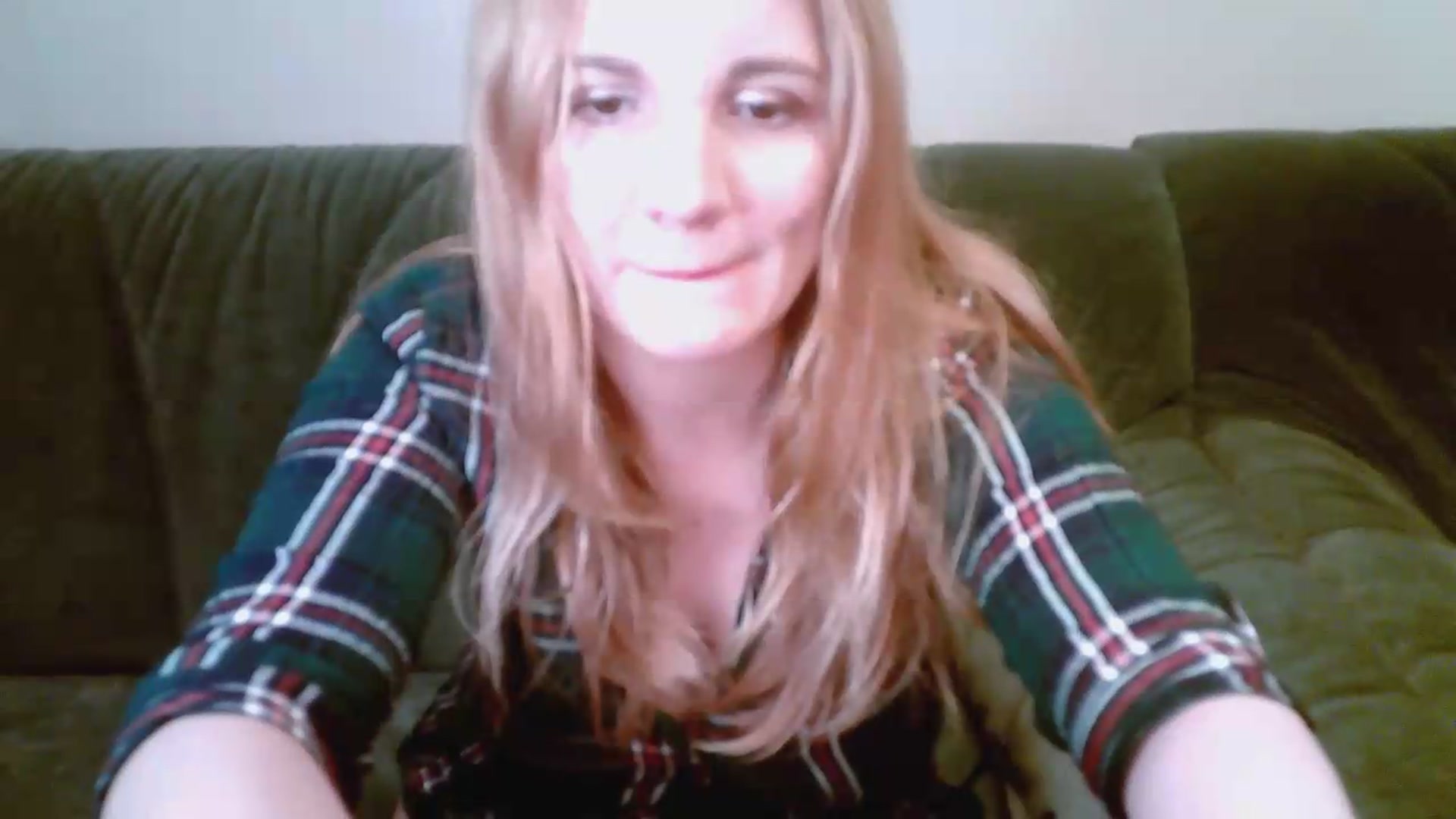 Gallery image thumbnail from ThatHotGirl's myfreecams stream on, 08/25/2026, 07:01 image 12 of 20