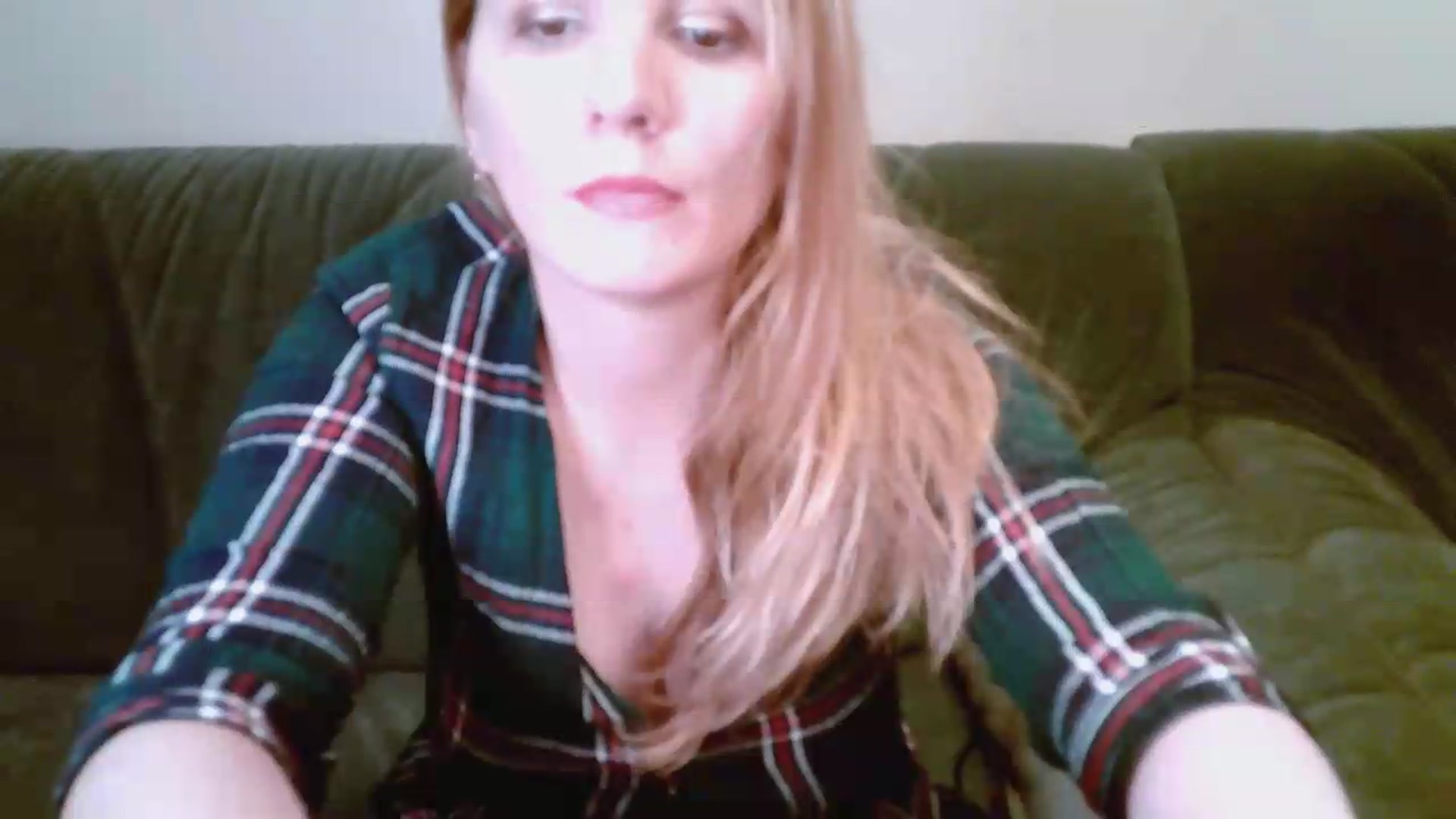 Gallery image thumbnail from ThatHotGirl's myfreecams stream on, 08/25/2026, 07:01 image 15 of 20