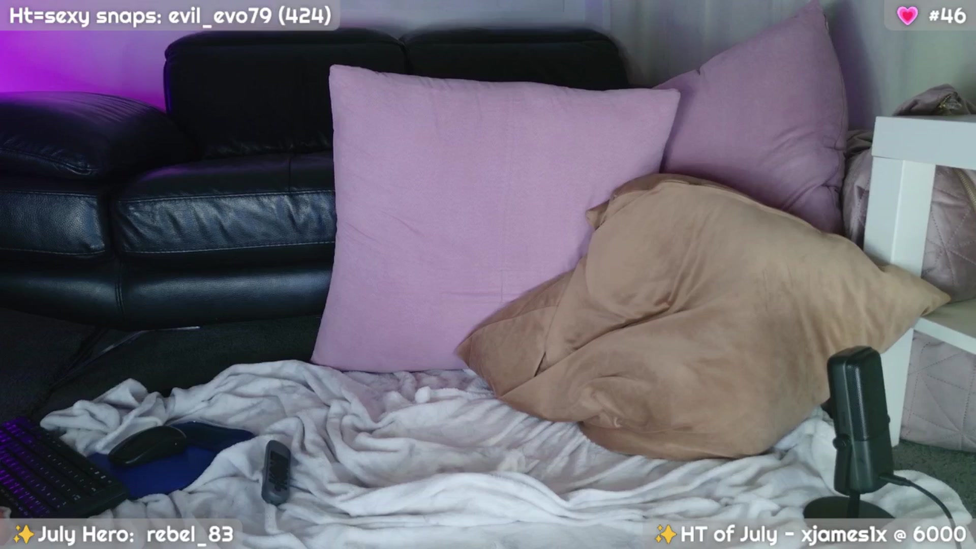 Gallery image thumbnail from ThatJenny's myfreecams stream on, 07/17/2025, 06:26 image 15 of 20