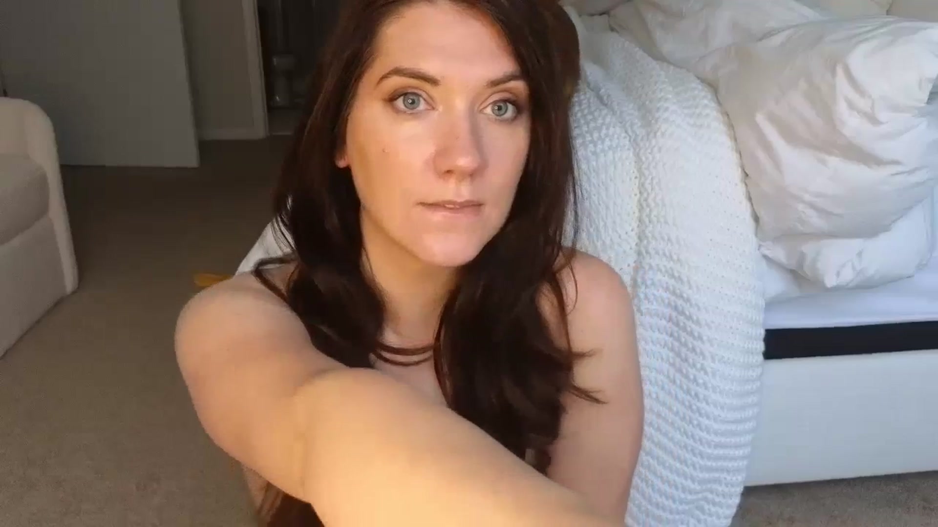 Gallery image thumbnail from Thatgoodgirl's myfreecams stream on, 04/03/2024, 13:45 image 18 of 20