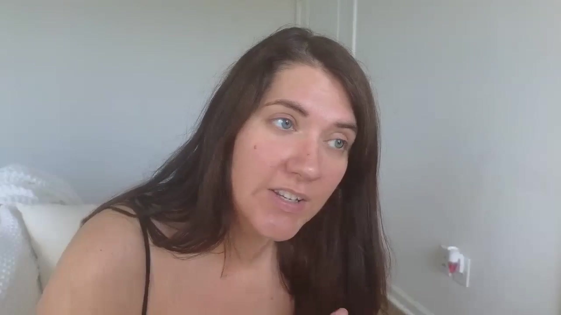 Gallery image thumbnail from Thatgoodgirl's myfreecams stream on, 05/24/2024, 15:23 image 9 of 20