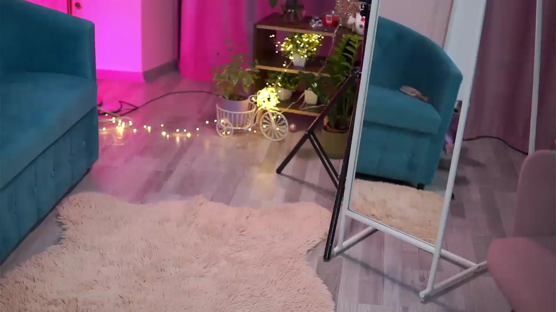 Gallery image thumbnail from TheAyanna's myfreecams stream on, 12/21/2025, 16:34 image 16 of 20