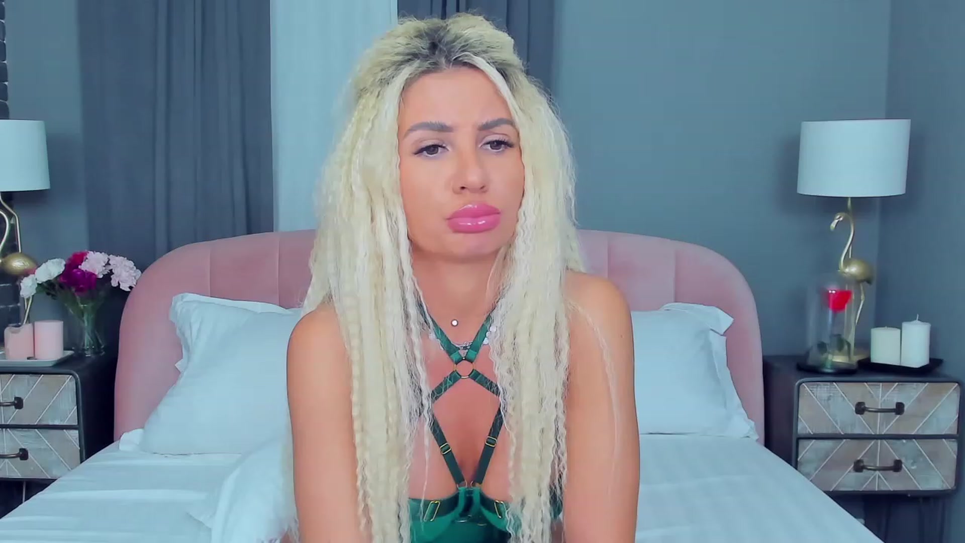Gallery image thumbnail from TheBaeWatch's myfreecams stream on, 11/27/2022, 05:28 image 6 of 20