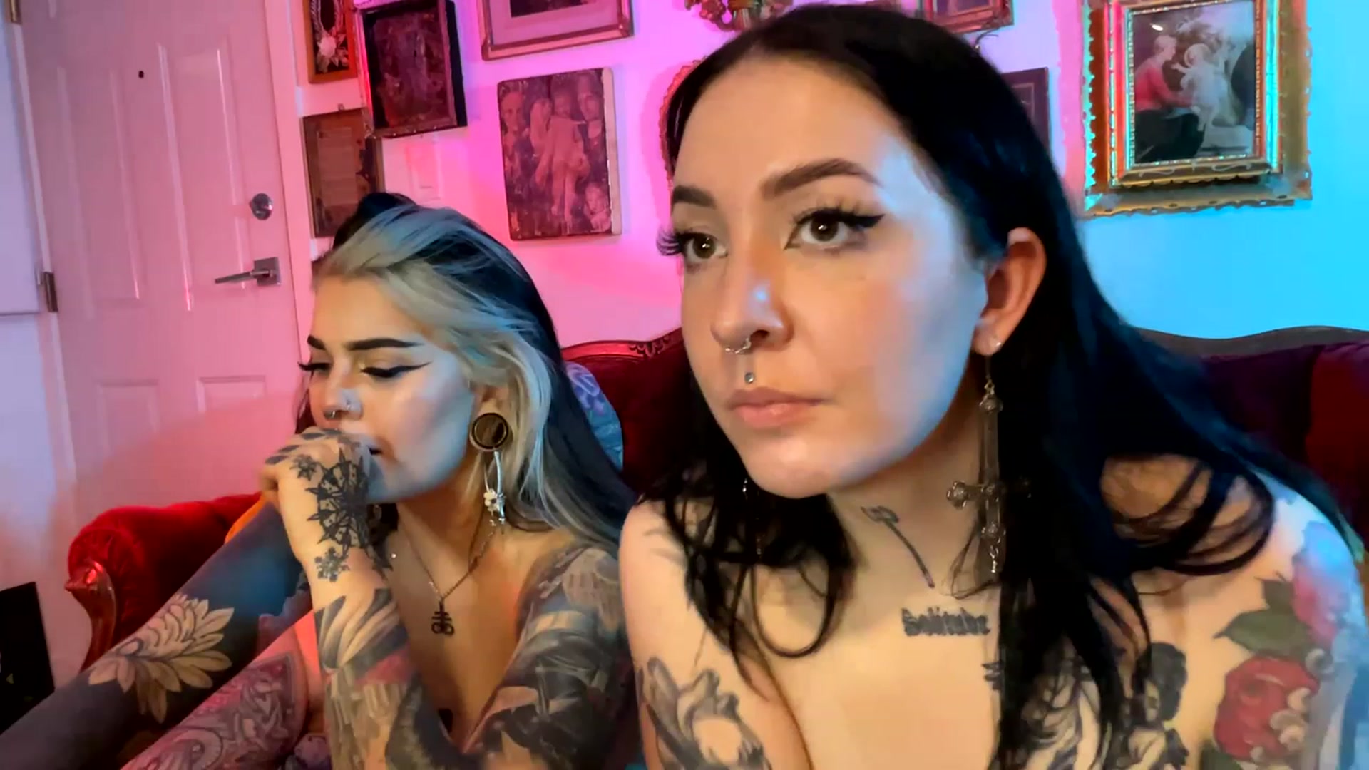 Gallery image thumbnail from TheBoneWitch's myfreecams stream on, 02/10/2023, 06:50 image 11 of 20