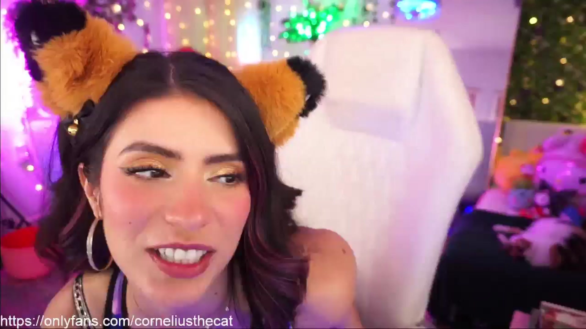 Gallery image thumbnail from TheCatCo's myfreecams stream on, 03/07/2025, 12:02 image 6 of 20