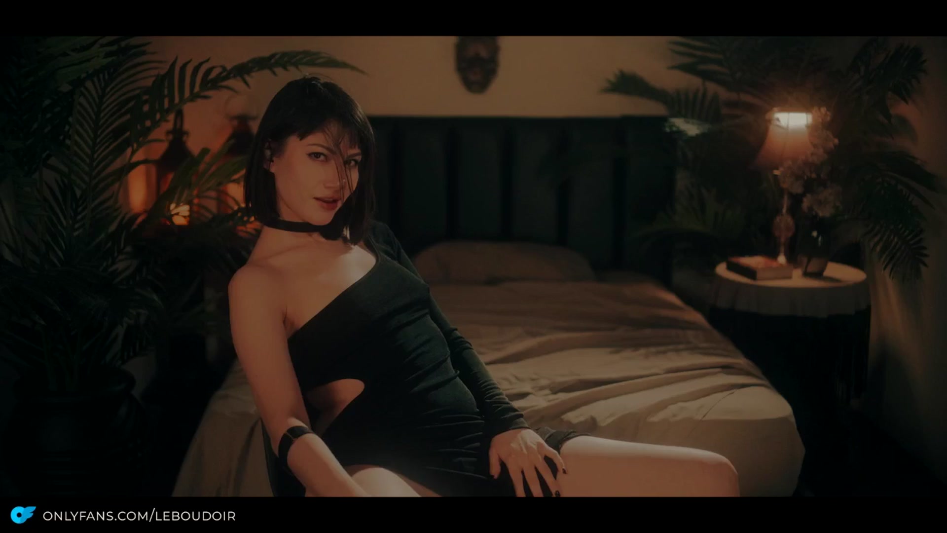 Gallery image thumbnail from TheCvlt's myfreecams stream on, 09/18/2025, 07:46 image 5 of 20
