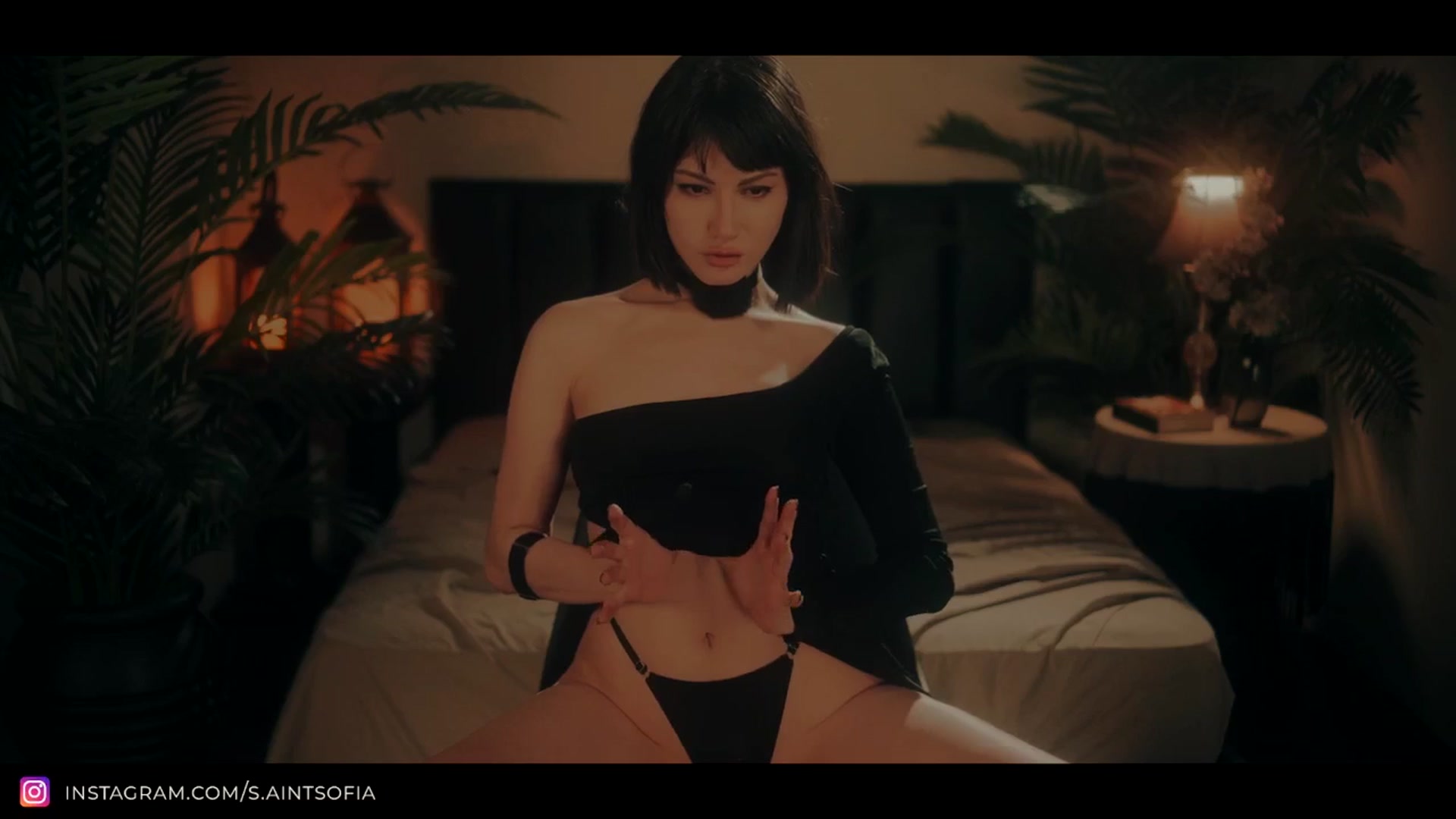 Gallery image thumbnail from TheCvlt's myfreecams stream on, 09/18/2025, 07:46 image 17 of 20