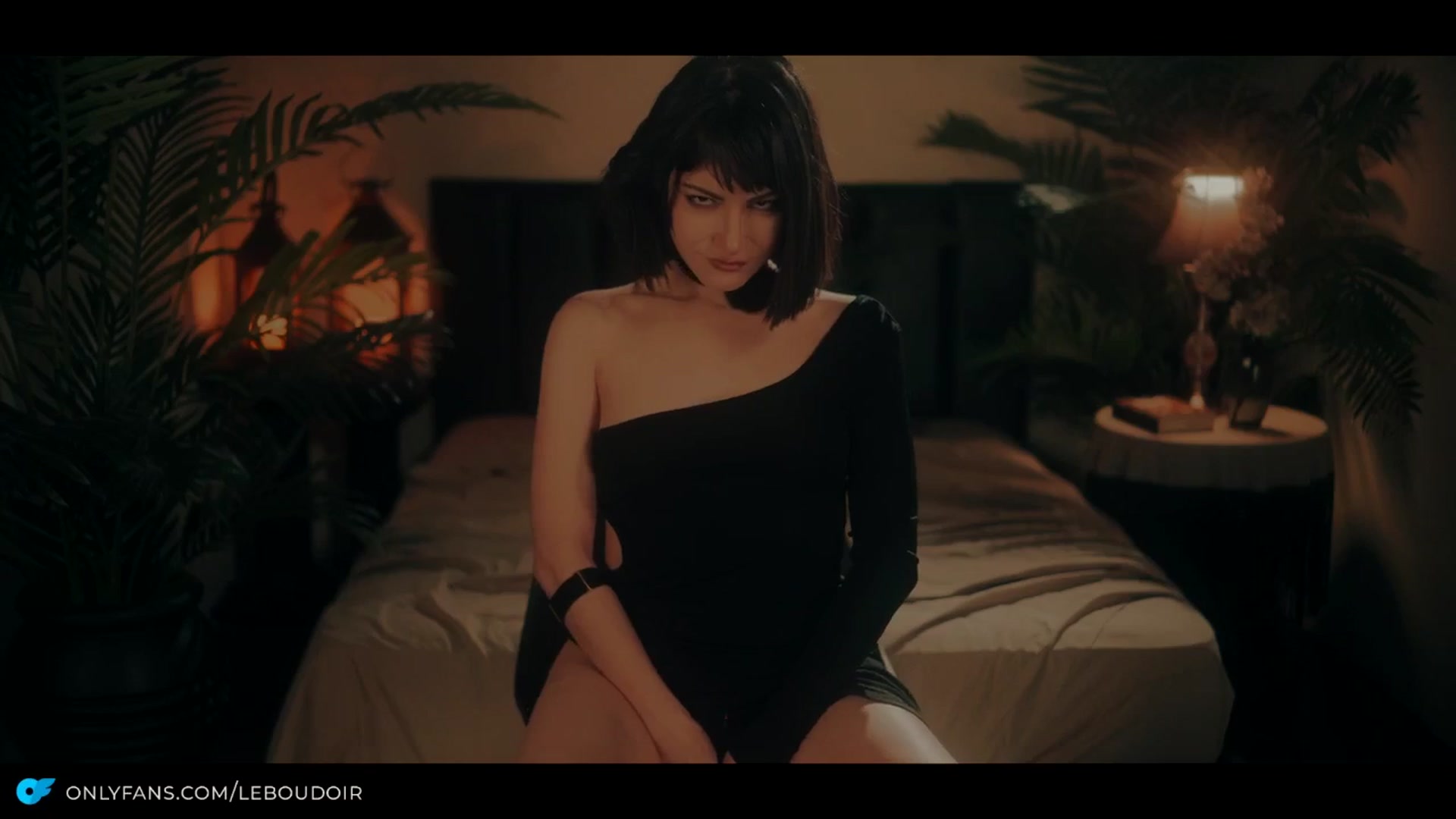 Gallery image thumbnail from TheCvlt's myfreecams stream on, 09/18/2025, 07:46 image 10 of 20