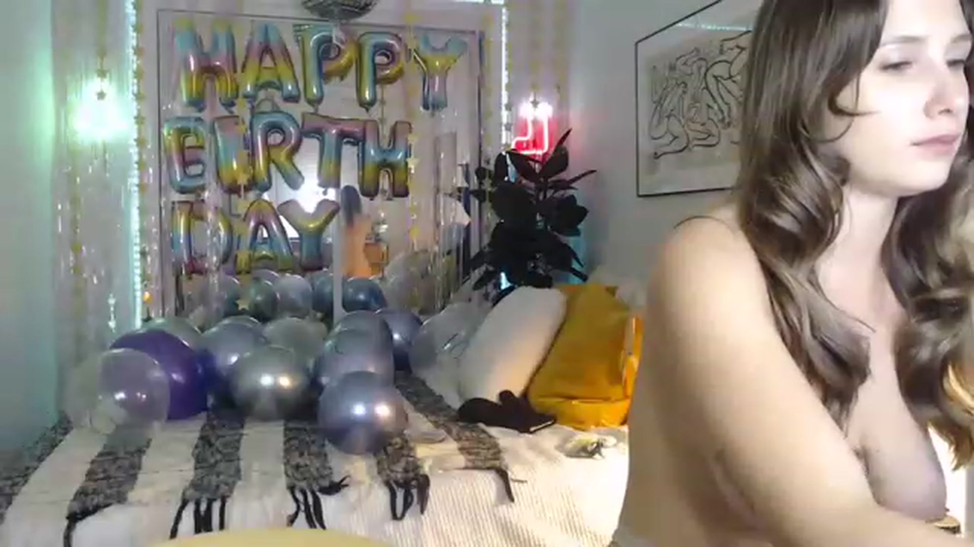 Gallery image thumbnail from TheDanikaMaia's myfreecams stream on, 12/22/2022, 05:40 image 19 of 20