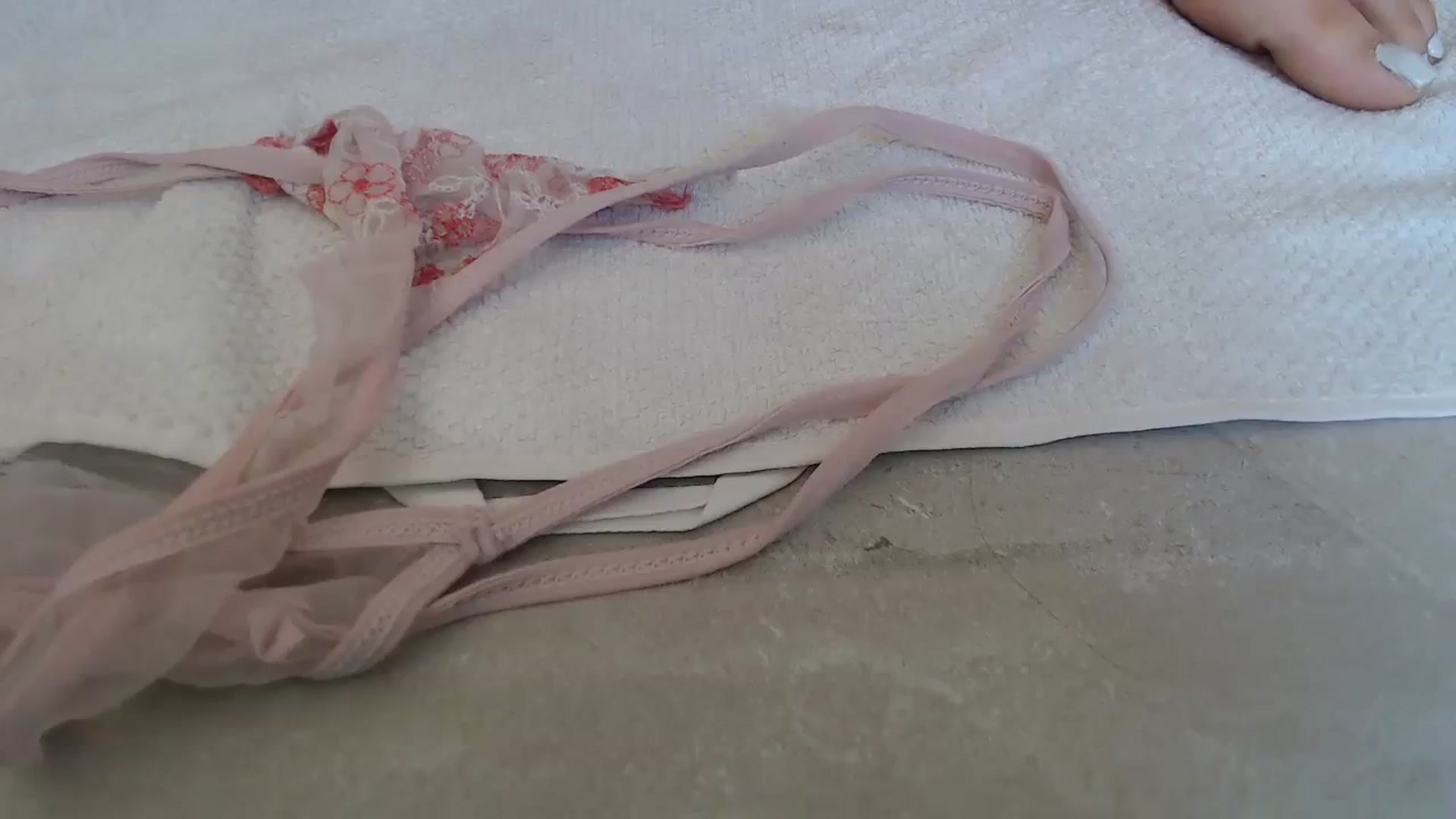 Gallery image thumbnail from TheDanikaMaia's myfreecams stream on, 09/20/2023, 19:20 image 1 of 20