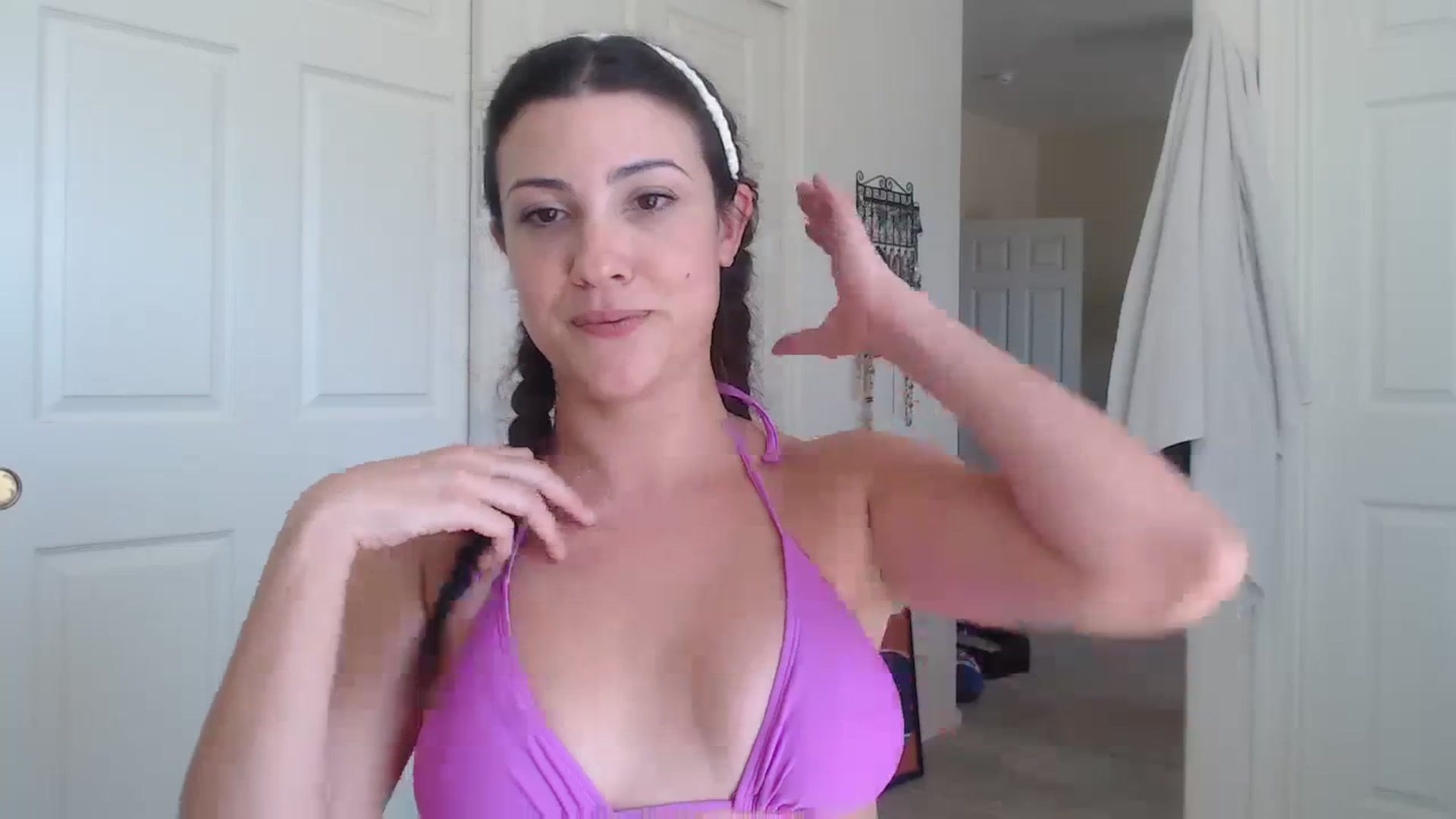 Gallery image thumbnail from TheDanikaMaia's myfreecams stream on, 10/09/2023, 18:52 image 16 of 20