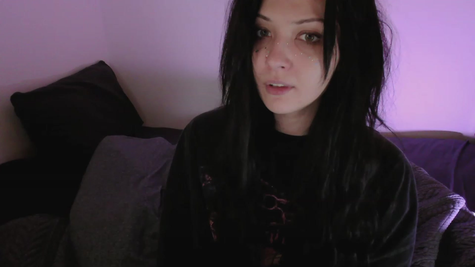 Gallery image thumbnail from TheDeepLore's myfreecams stream on, 04/30/2023, 05:53 image 9 of 20