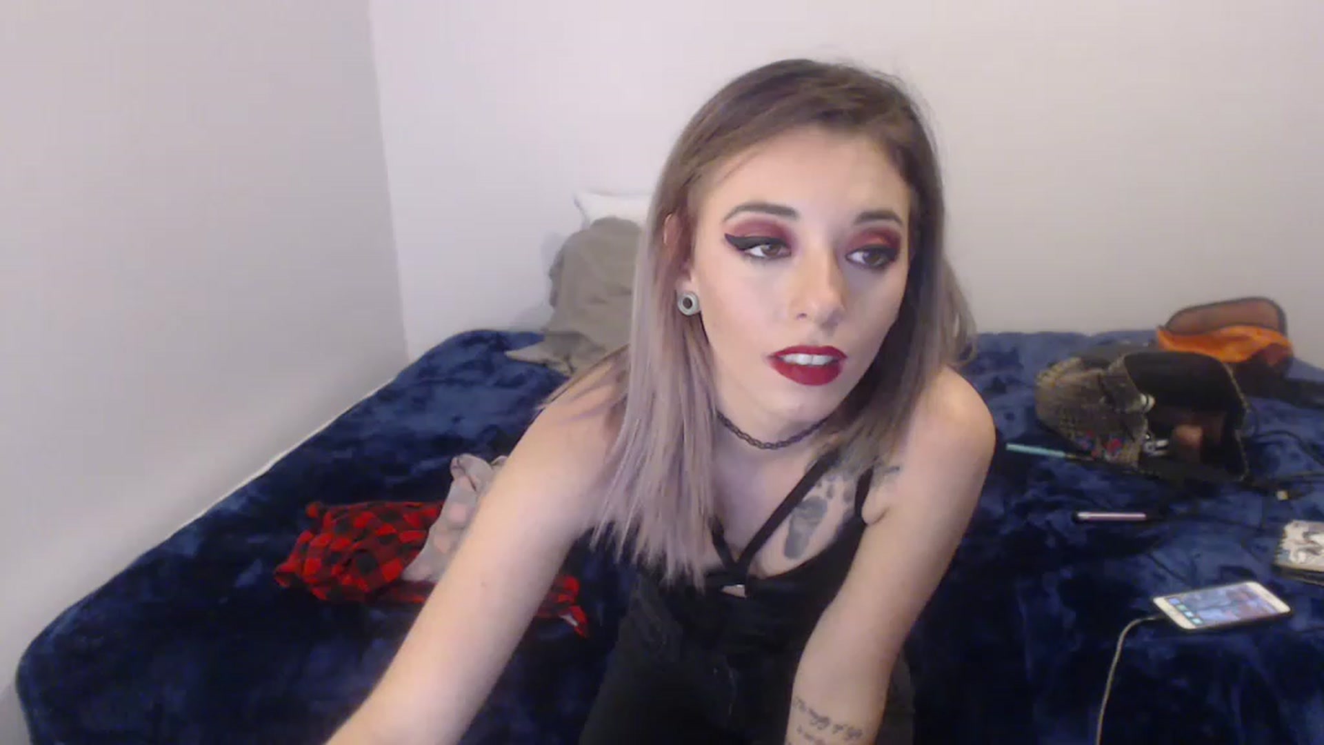 Gallery image thumbnail from TheEdgyBunny's myfreecams stream on, 11/25/2022, 19:27 image 14 of 20