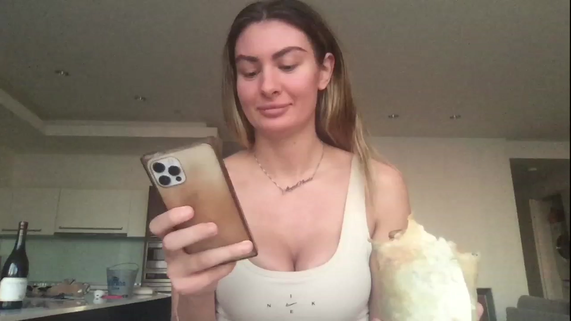 Gallery image thumbnail from TheFitFreak's myfreecams stream on, 02/10/2023, 24:00 image 16 of 20