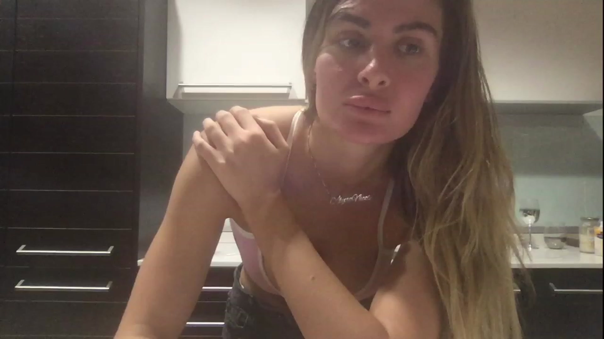 Gallery image thumbnail from TheFitFreak's myfreecams stream on, 02/11/2023, 05:00 image 6 of 20