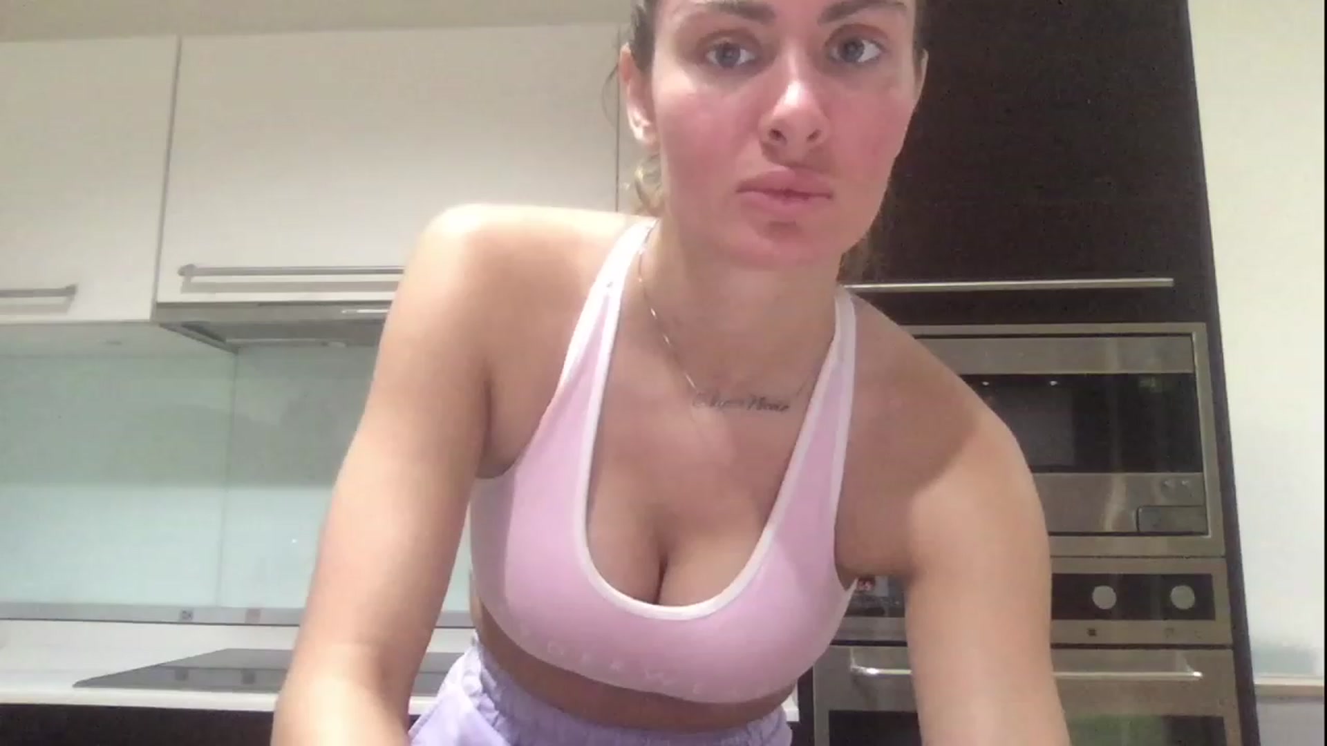 Gallery image thumbnail from TheFitFreak's myfreecams stream on, 02/16/2023, 02:22 image 6 of 20