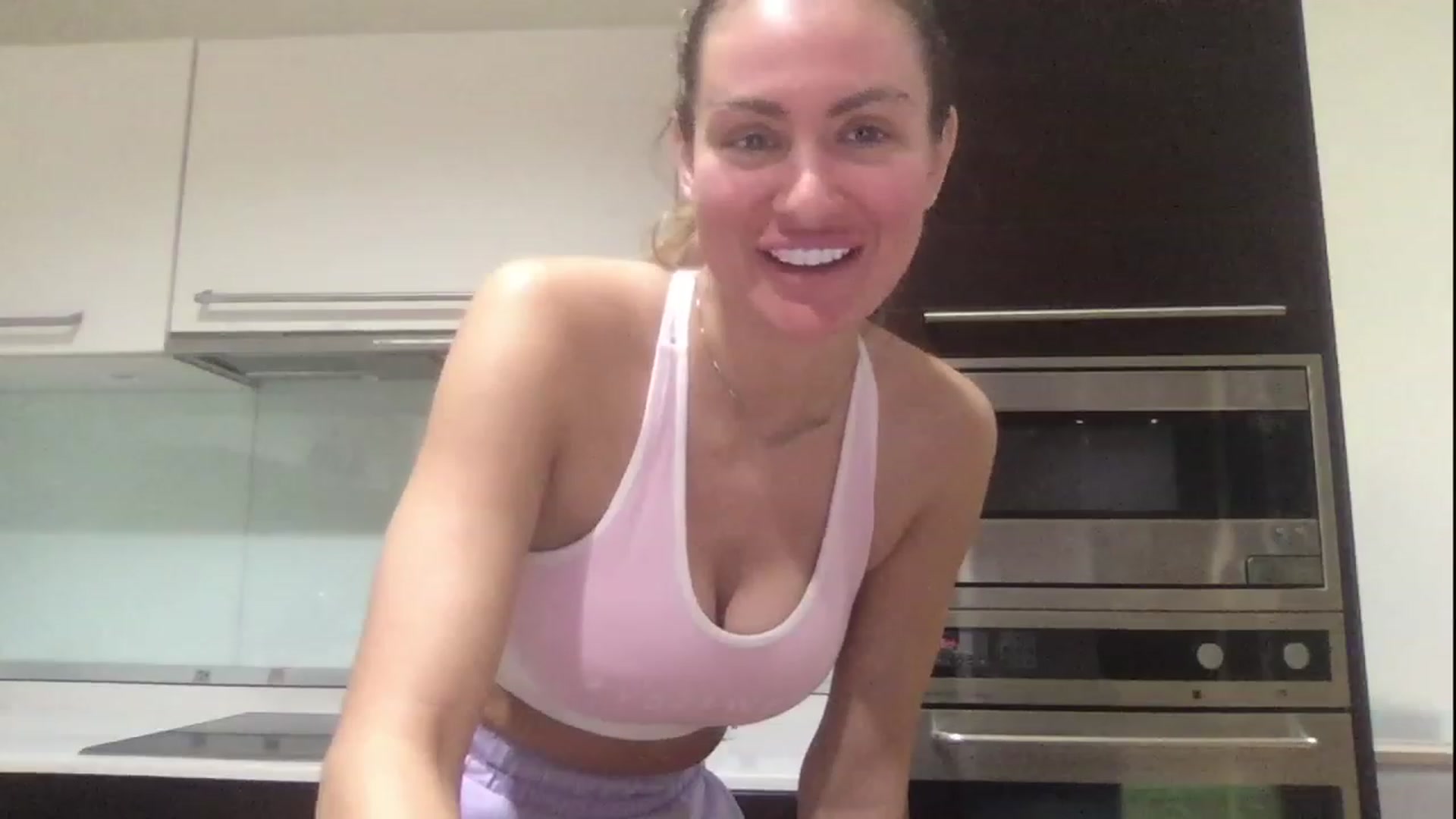 Gallery image thumbnail from TheFitFreak's myfreecams stream on, 02/16/2023, 02:22 image 10 of 20
