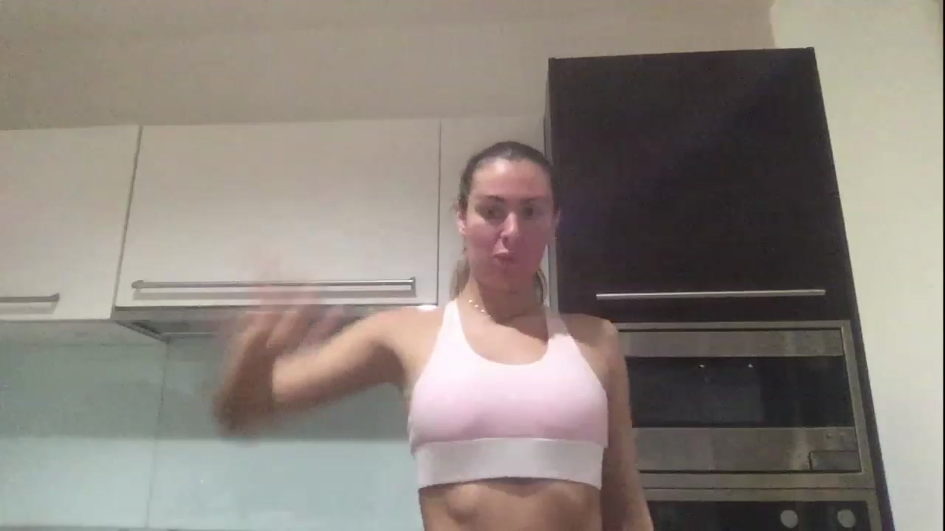Gallery image thumbnail from TheFitFreak's myfreecams stream on, 02/16/2023, 02:22 image 17 of 20