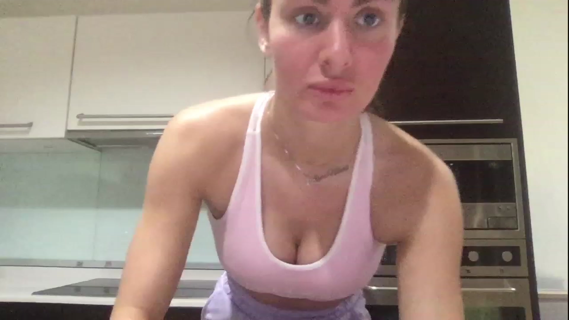 Gallery image thumbnail from TheFitFreak's myfreecams stream on, 02/16/2023, 02:22 image 9 of 20
