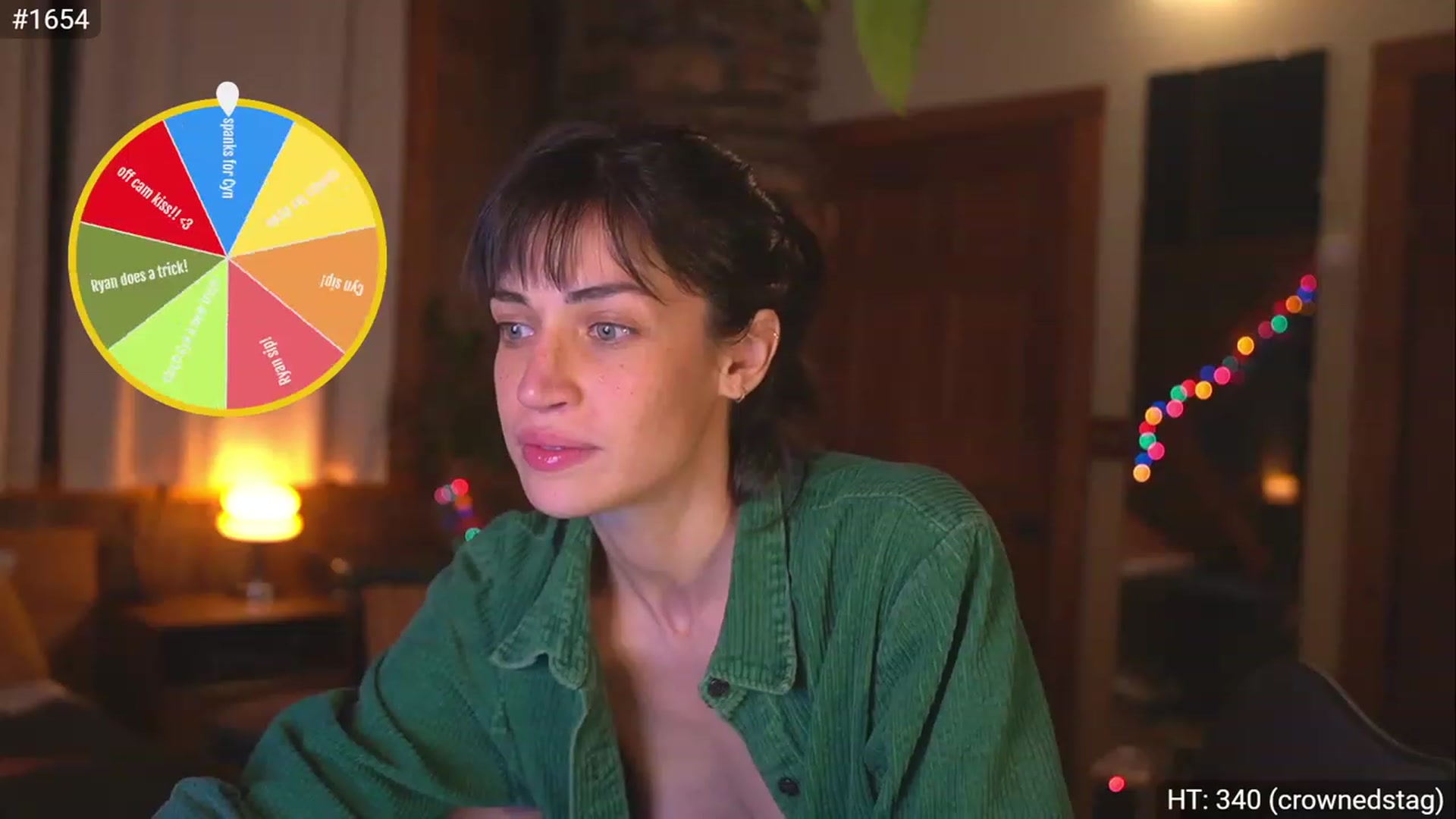Gallery image thumbnail from TheFriendZone's myfreecams stream on, 12/22/2022, 04:01 image 16 of 20
