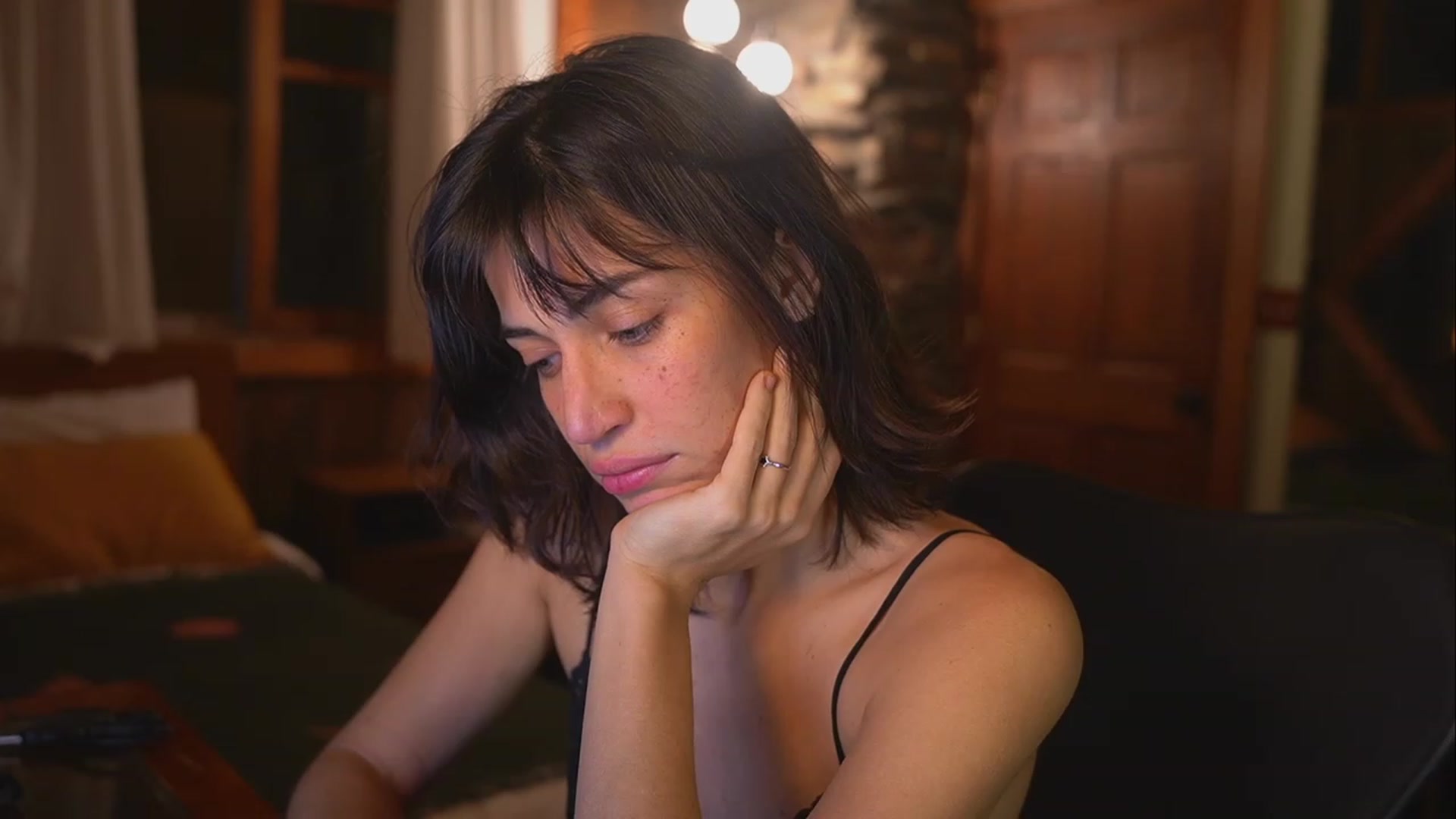 Gallery image thumbnail from TheFriendZone's myfreecams stream on, 01/13/2023, 03:13 image 2 of 20
