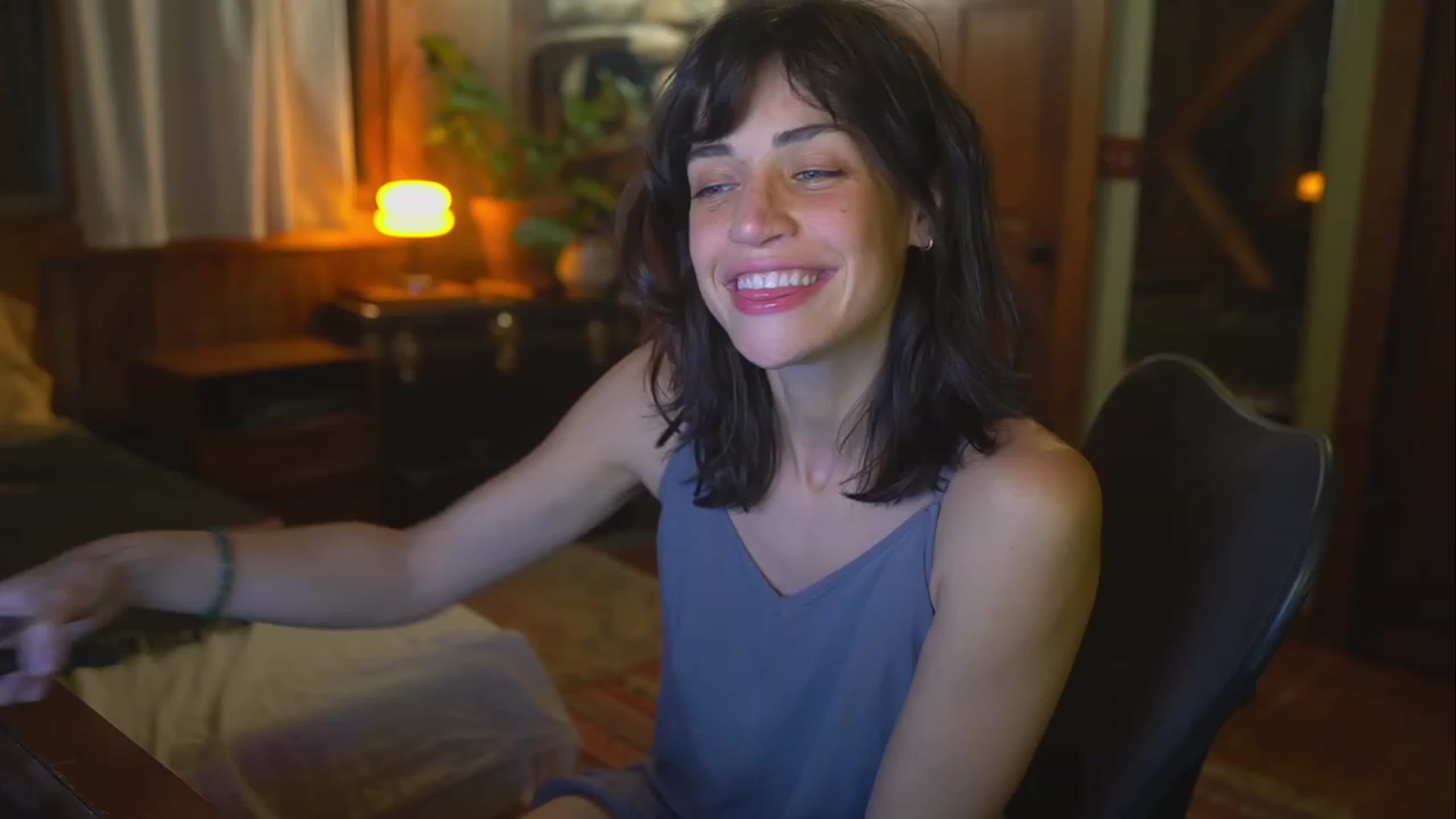 Gallery image thumbnail from TheFriendZone's myfreecams stream on, 02/23/2023, 03:40 image 2 of 20