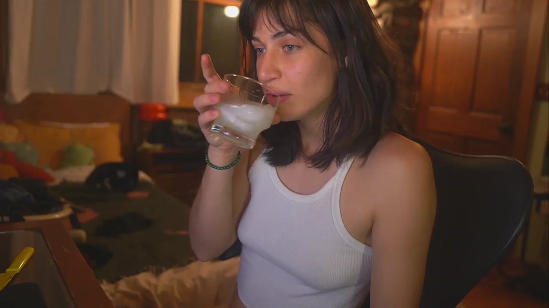Gallery image thumbnail from TheFriendZone's myfreecams stream on, 04/16/2023, 02:23 image 17 of 20
