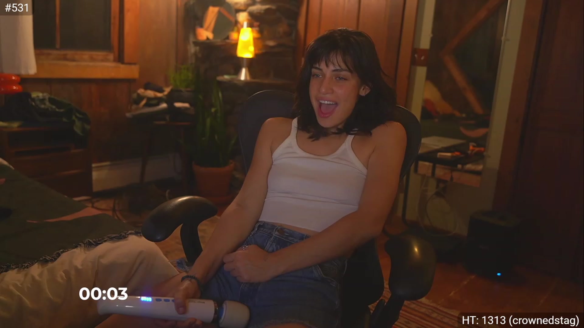 Gallery image thumbnail from TheFriendZone's myfreecams stream on, 04/16/2023, 02:23 image 5 of 20