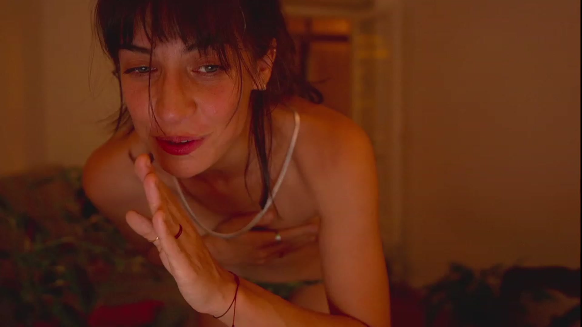 Gallery image thumbnail from TheFriendZone's myfreecams stream on, 10/04/2023, 02:06 image 14 of 20