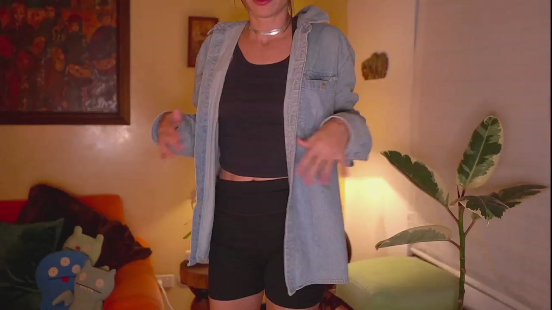 Gallery image thumbnail from TheFriendZone's myfreecams stream on, 11/15/2023, 02:51 image 4 of 20