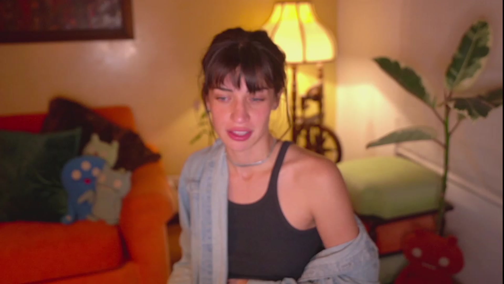 Gallery image thumbnail from TheFriendZone's myfreecams stream on, 11/15/2023, 02:51 image 5 of 20