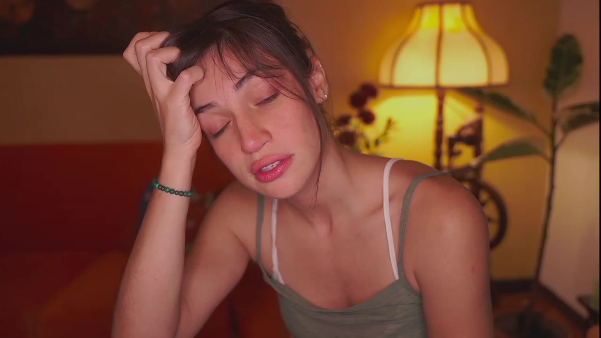 Gallery image thumbnail from TheFriendZone's myfreecams stream on, 11/30/2023, 03:14 image 8 of 20