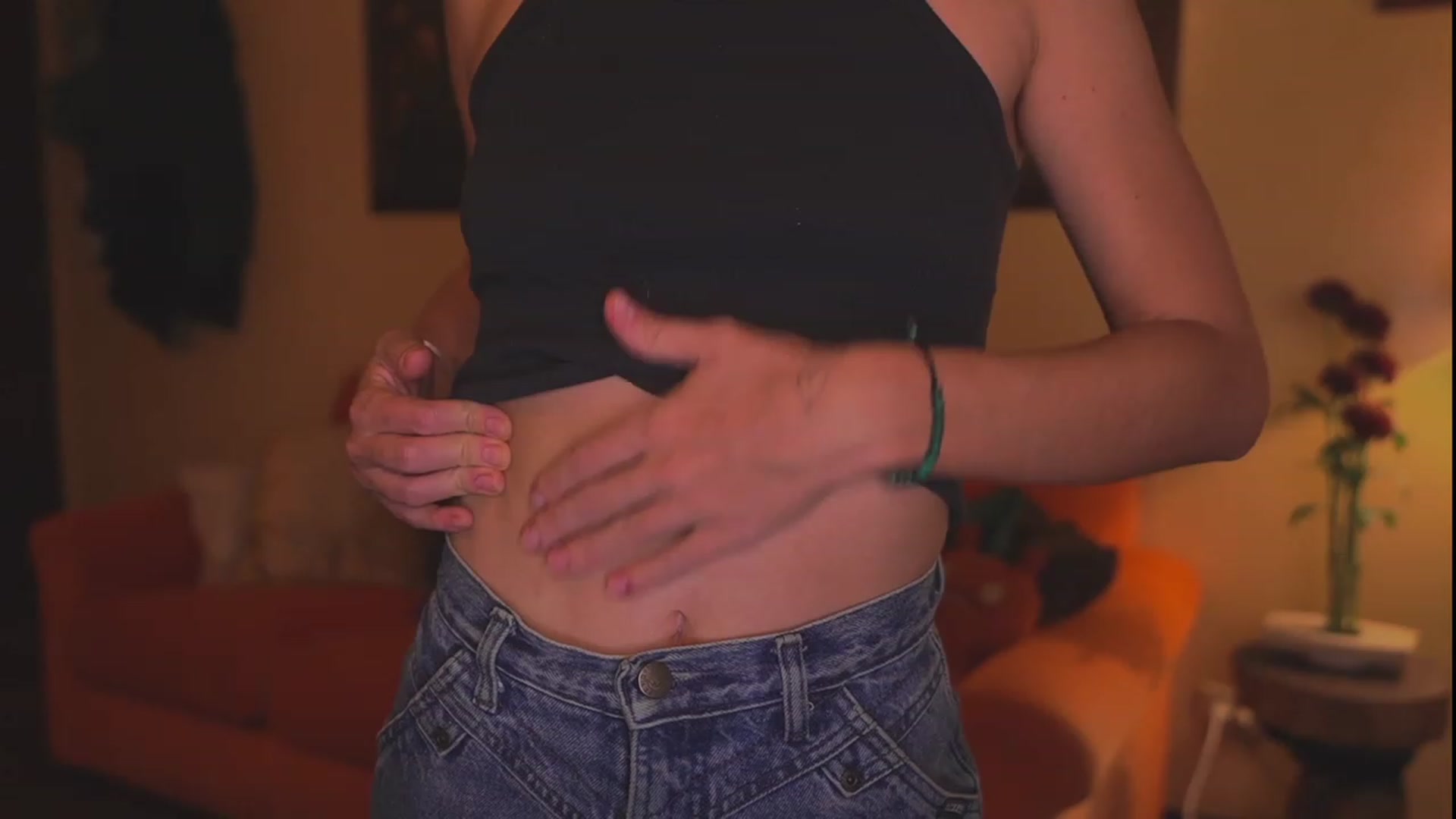 Gallery image thumbnail from TheFriendZone's myfreecams stream on, 12/09/2023, 02:57 image 9 of 20