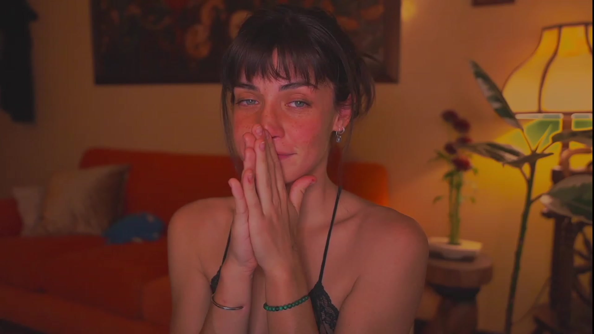 Gallery image thumbnail from TheFriendZone's myfreecams stream on, 12/10/2023, 02:52 image 3 of 20