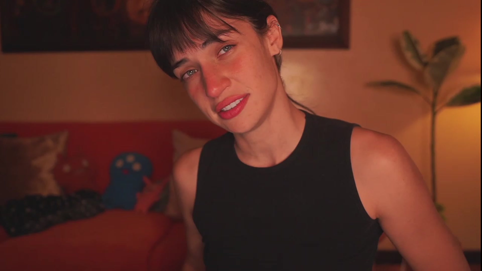 Gallery image thumbnail from TheFriendZone's myfreecams stream on, 01/21/2024, 02:32 image 19 of 20