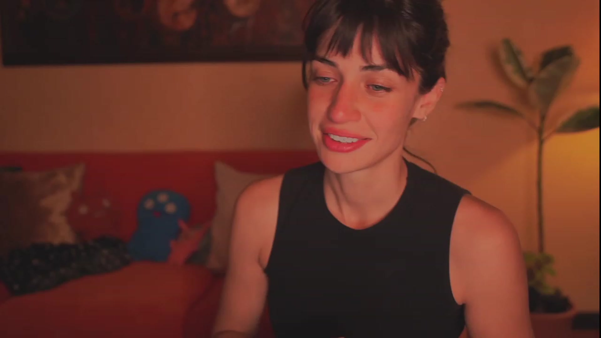 Gallery image thumbnail from TheFriendZone's myfreecams stream on, 01/21/2024, 02:32 image 16 of 20